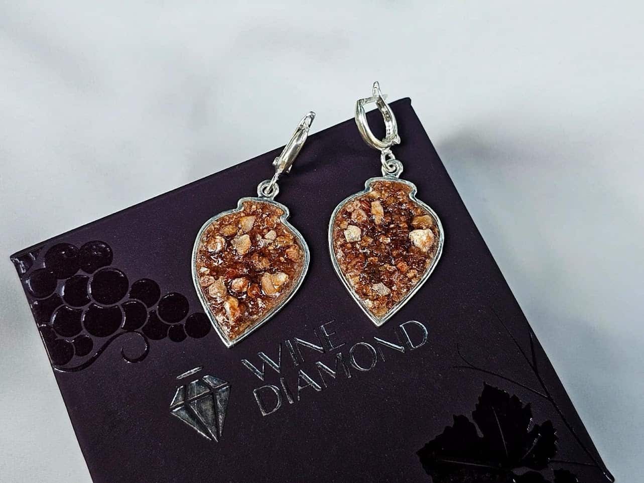 Earring "Kvevri" (Rkatsiteli)